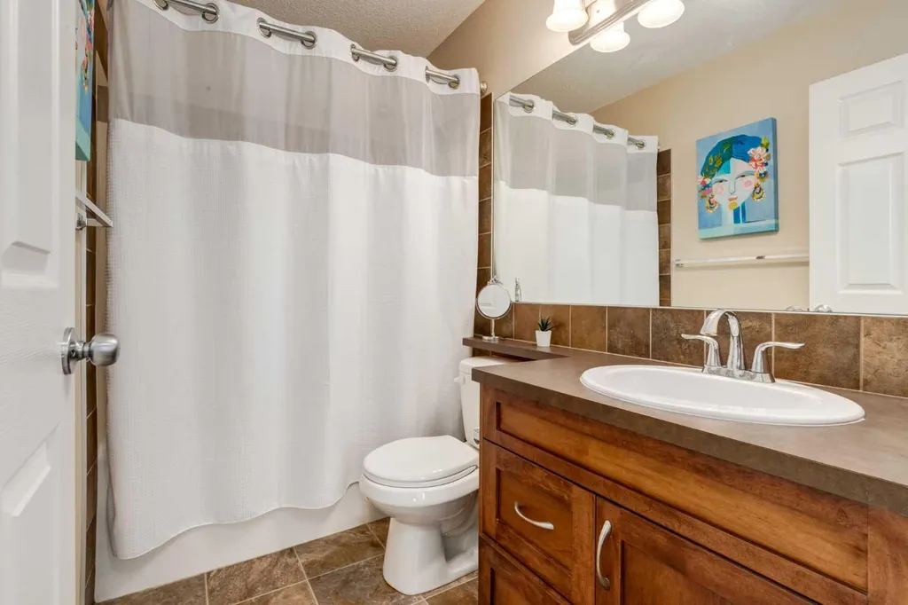 82 Brightoncrest Grove SE Calgary AB T2Z 0V5