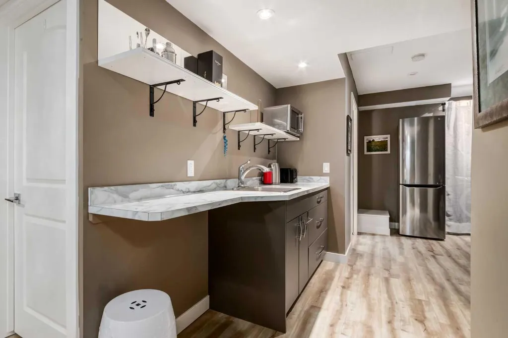 82 Brightoncrest Grove SE Calgary AB T2Z 0V5