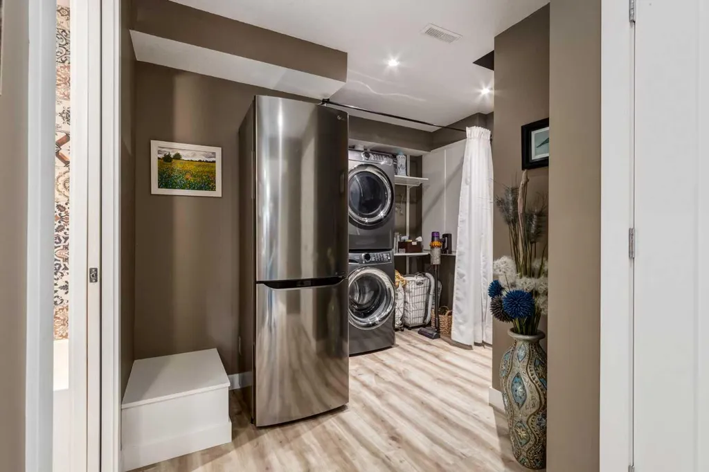 82 Brightoncrest Grove SE Calgary AB T2Z 0V5