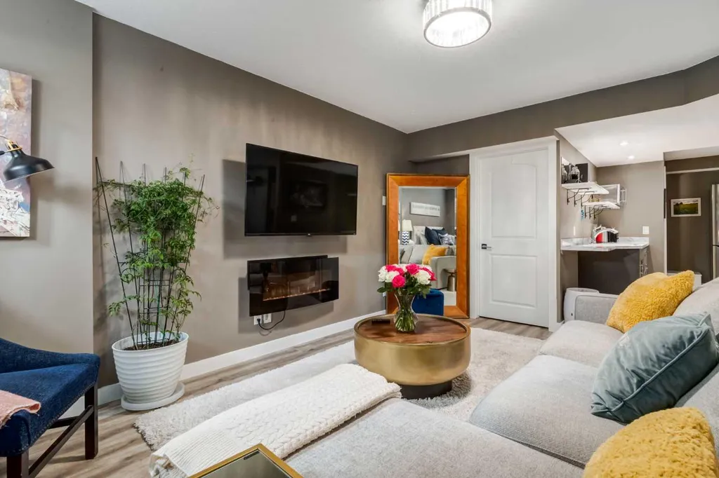 82 Brightoncrest Grove SE Calgary AB T2Z 0V5