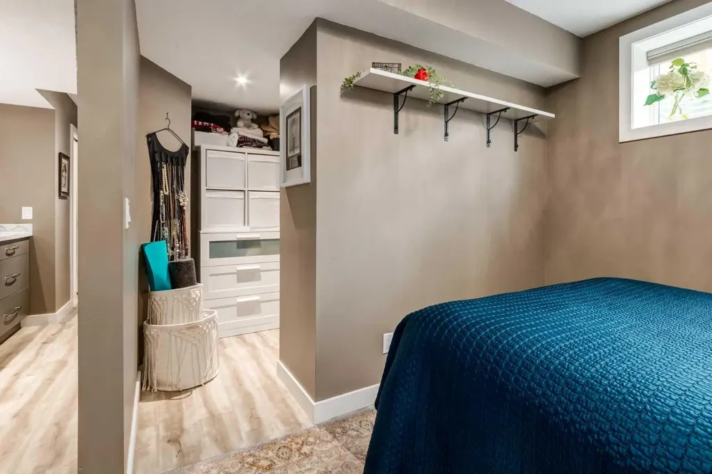 82 Brightoncrest Grove SE Calgary AB T2Z 0V5