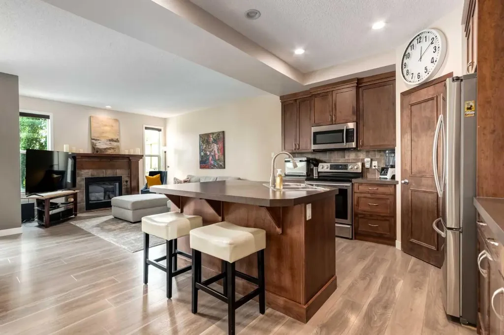 82 Brightoncrest Grove SE Calgary AB T2Z 0V5