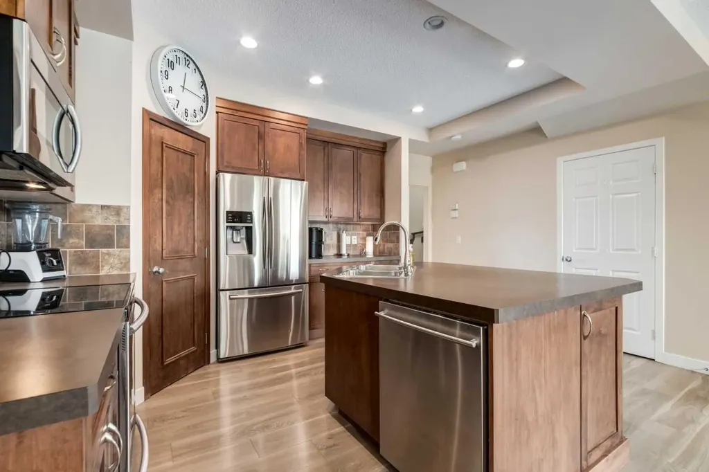 82 Brightoncrest Grove SE Calgary AB T2Z 0V5