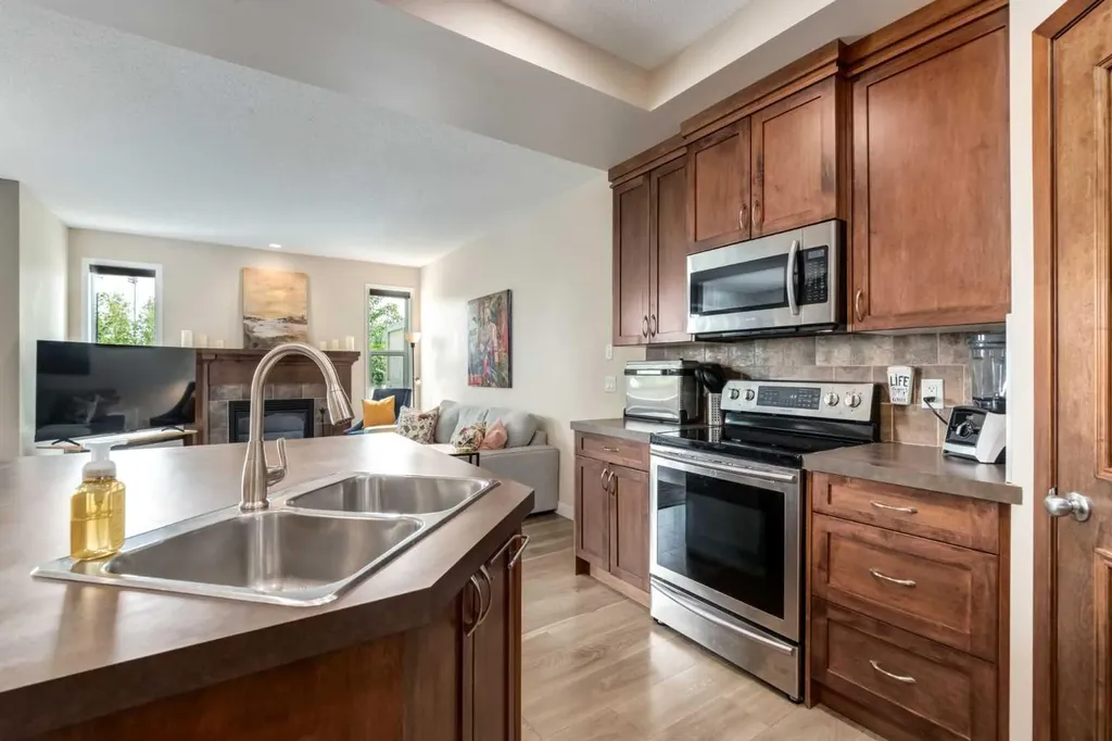 82 Brightoncrest Grove SE Calgary AB T2Z 0V5