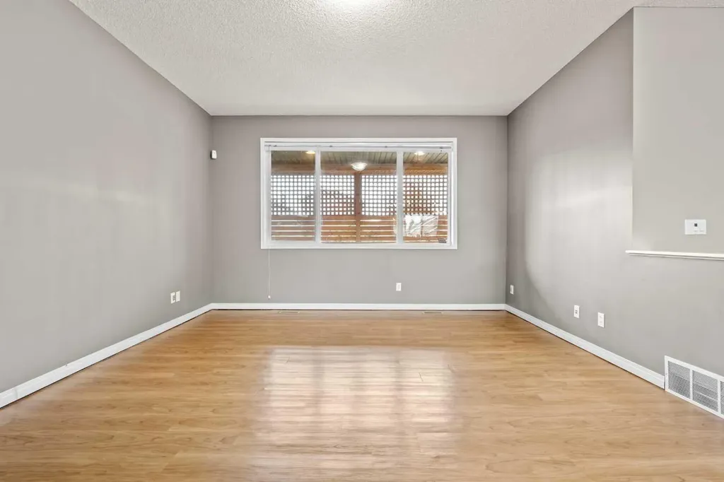 2362 Sagewood Crescent SW Airdrie AB T4B 3M8