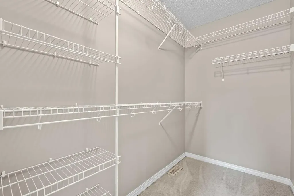 2362 Sagewood Crescent SW Airdrie AB T4B 3M8