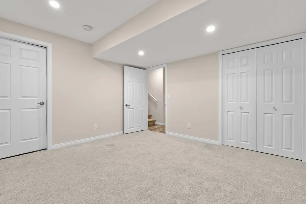 2362 Sagewood Crescent SW Airdrie AB T4B 3M8