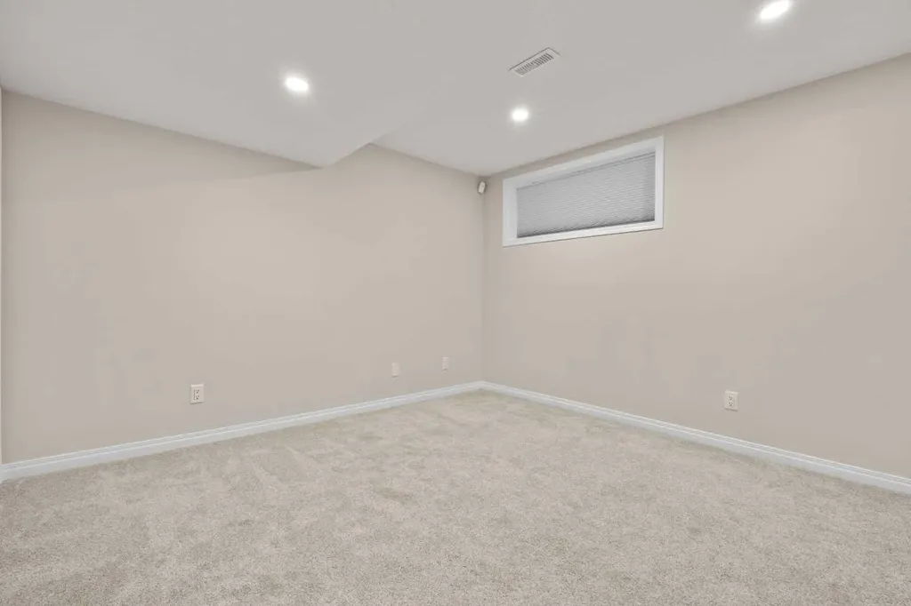 2362 Sagewood Crescent SW Airdrie AB T4B 3M8