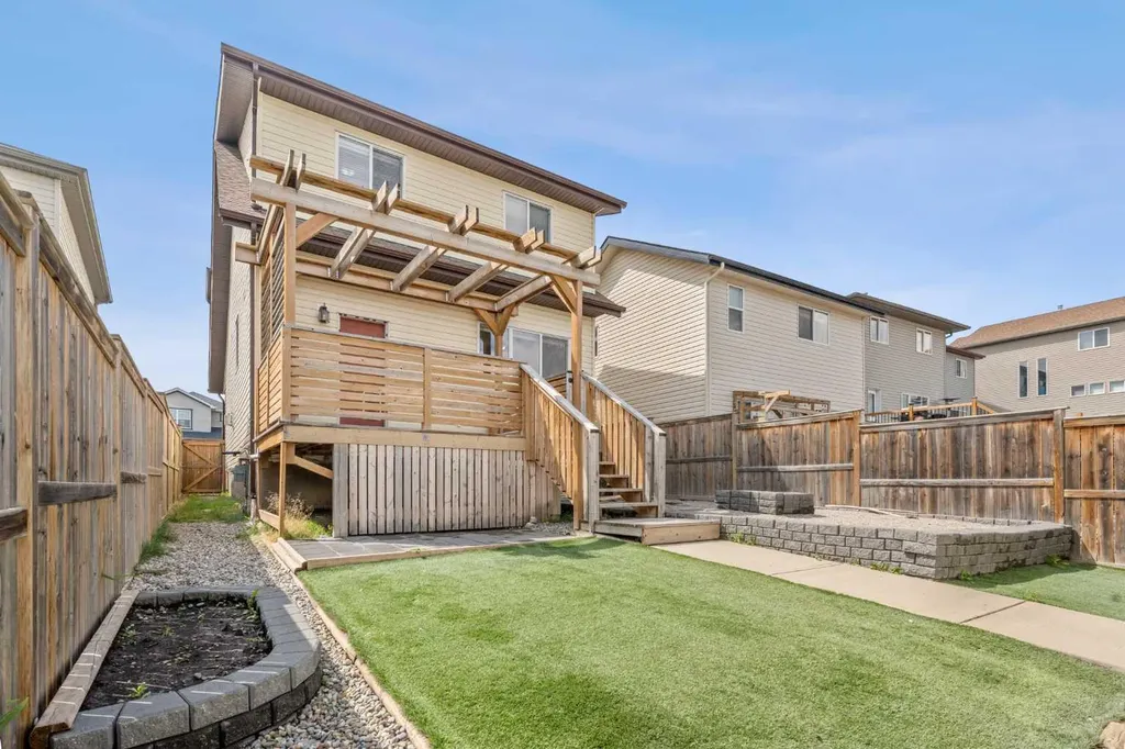 2362 Sagewood Crescent SW Airdrie AB T4B 3M8