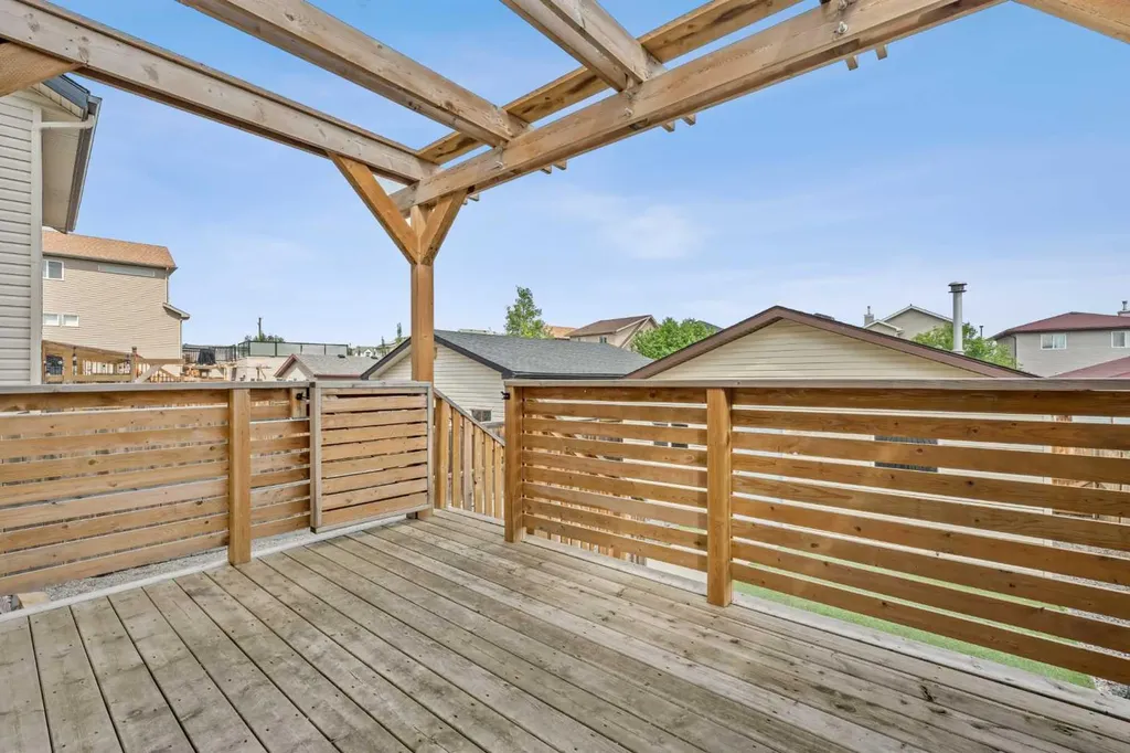 2362 Sagewood Crescent SW Airdrie AB T4B 3M8