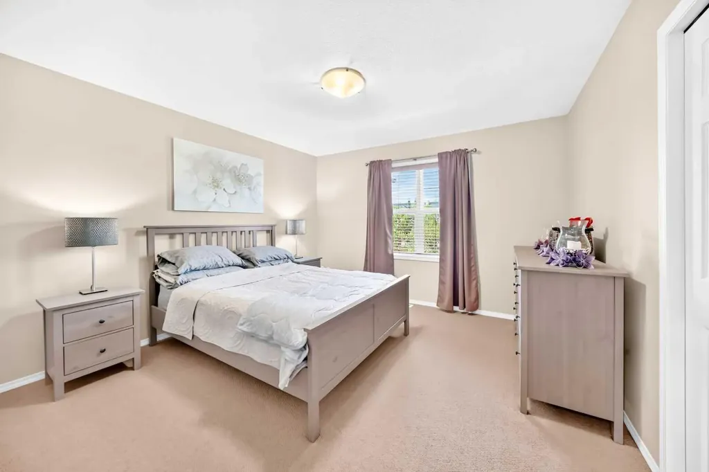 79 Lawford Avenue Red Deer AB T4R 3N6