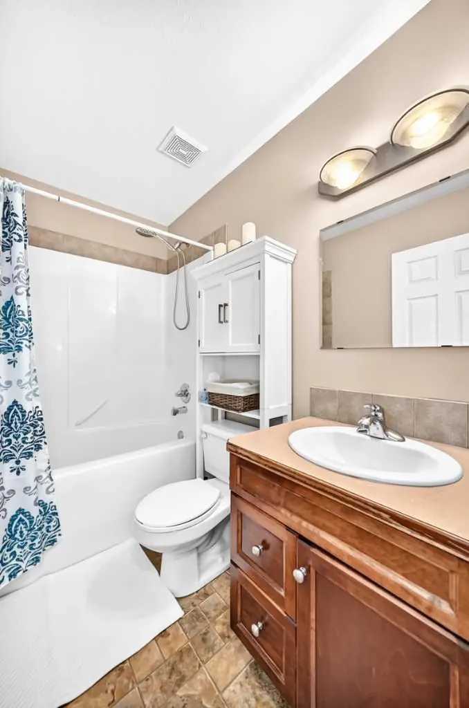 79 Lawford Avenue Red Deer AB T4R 3N6