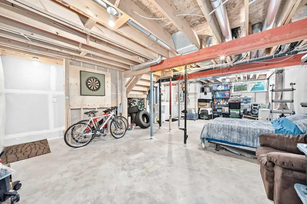79 Lawford Avenue Red Deer AB T4R 3N6