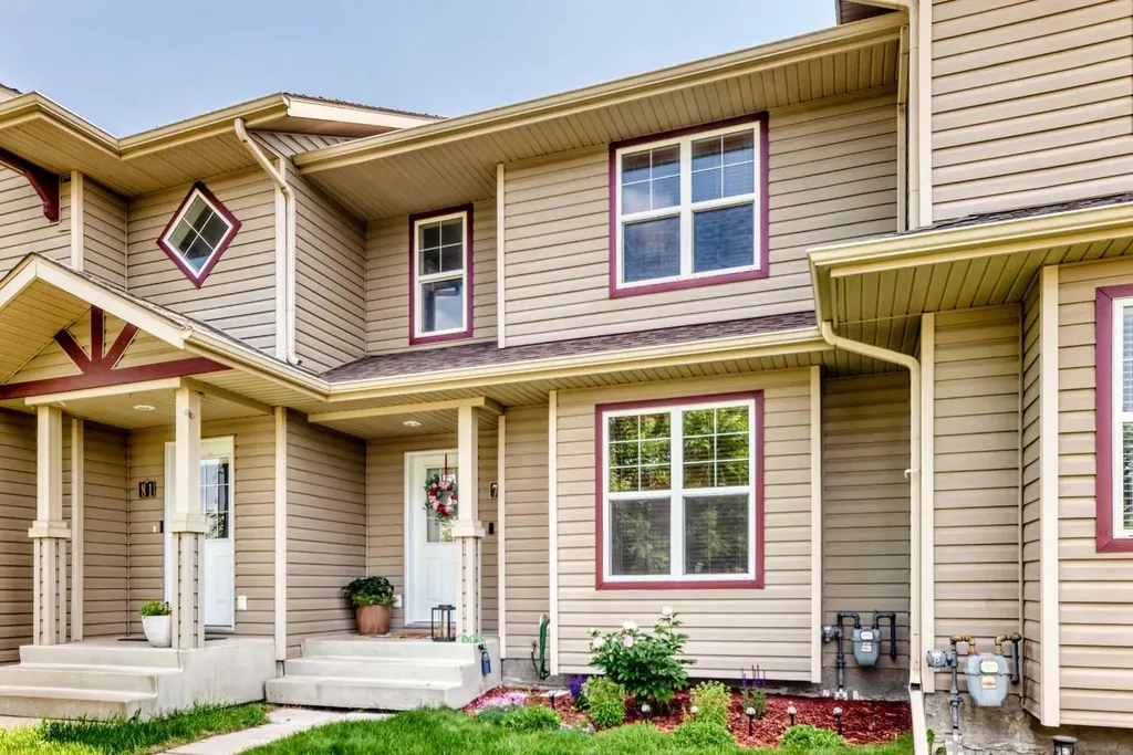 79 Lawford Avenue Red Deer AB T4R 3N6