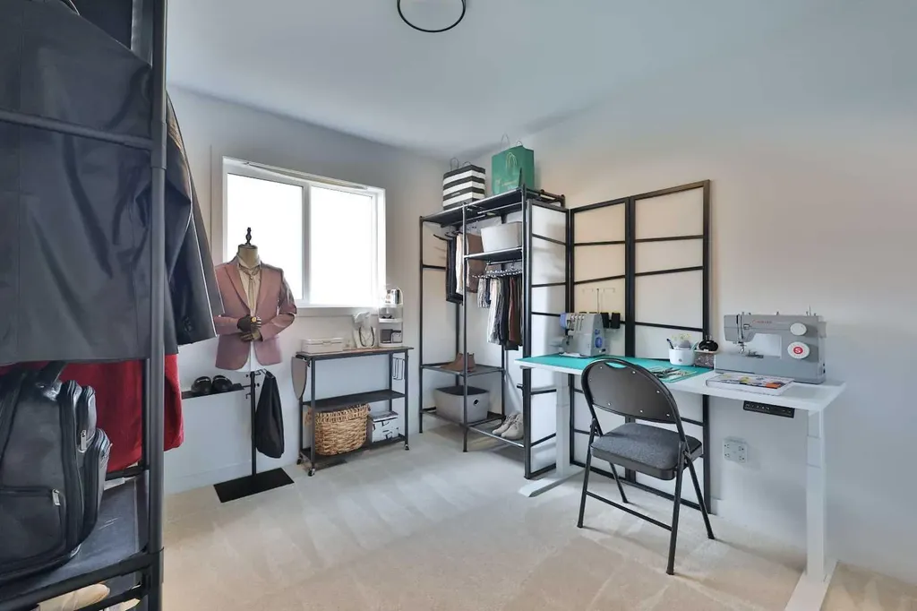 538 Malahat Green W Lethbridge AB T1J 5W4