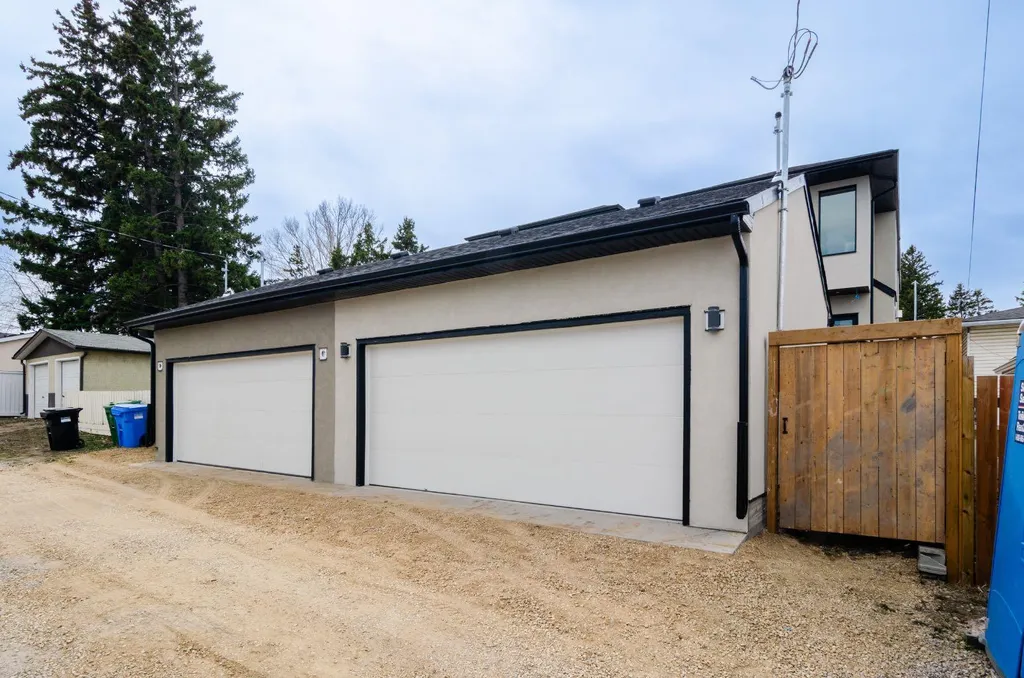 2026 36 Street SW Calgary AB T3E 2Z1