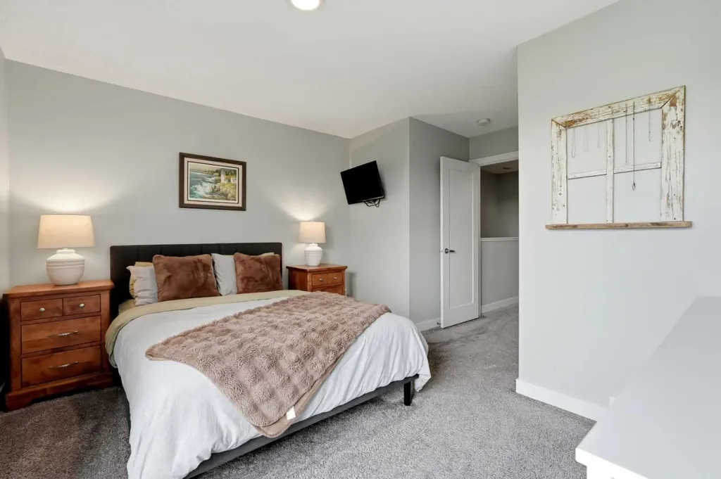 34 Walden Lane SE Calgary AB T2X 2A7