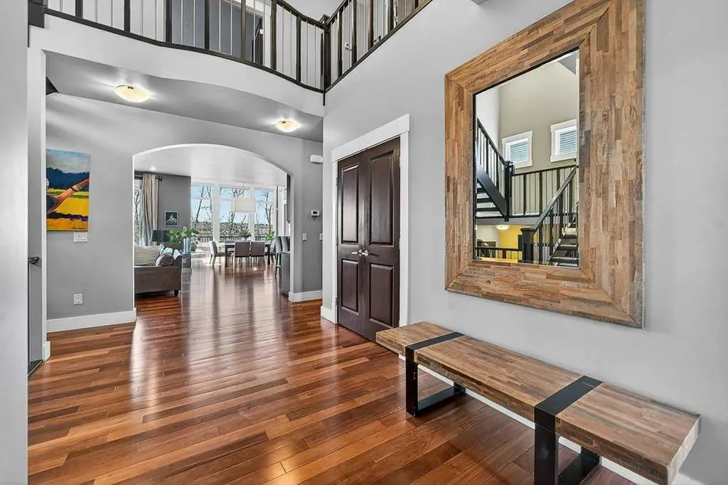 78 Aspen Cliff Close SW Calgary AB T3H 0L9