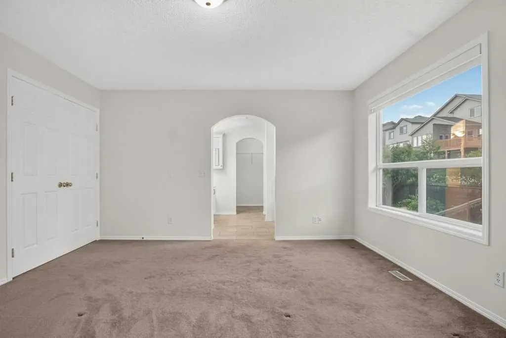 338 Panamount Drive NW Calgary AB T3K 5M1