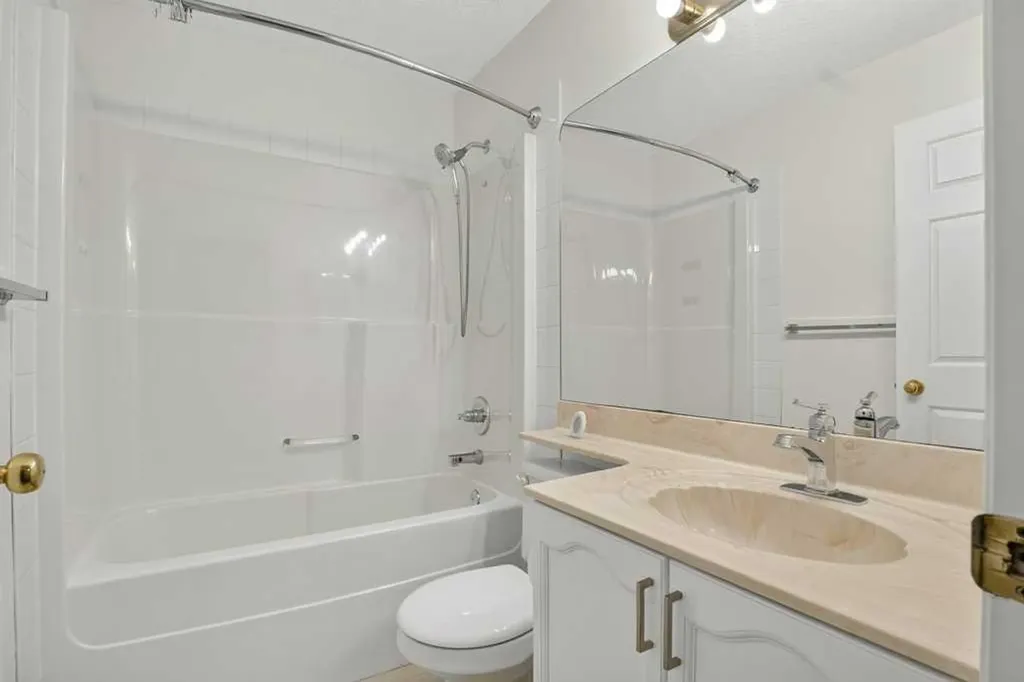 338 Panamount Drive NW Calgary AB T3K 5M1