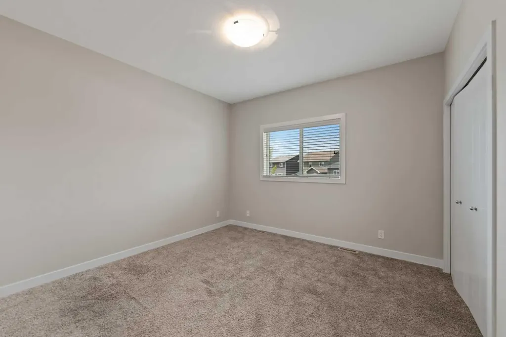 46 Village Crescent Red Deer AB T4R 0P3