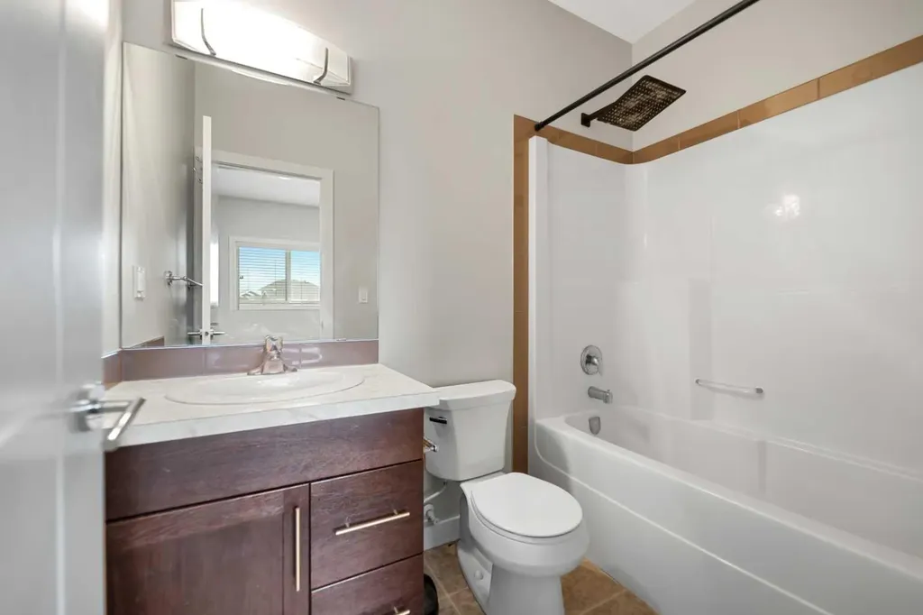 46 Village Crescent Red Deer AB T4R 0P3