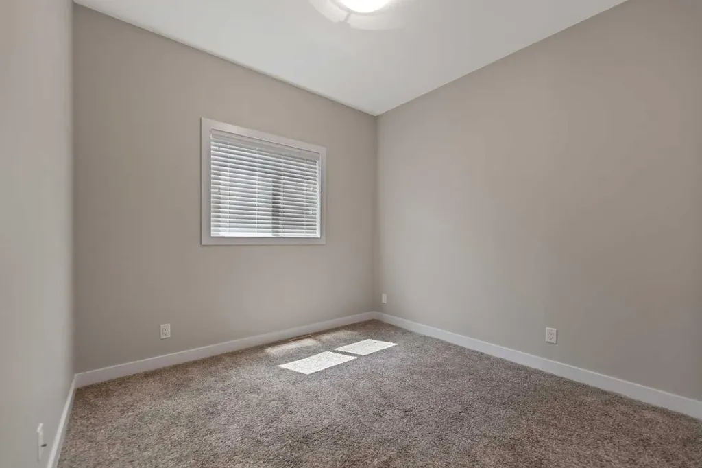46 Village Crescent Red Deer AB T4R 0P3