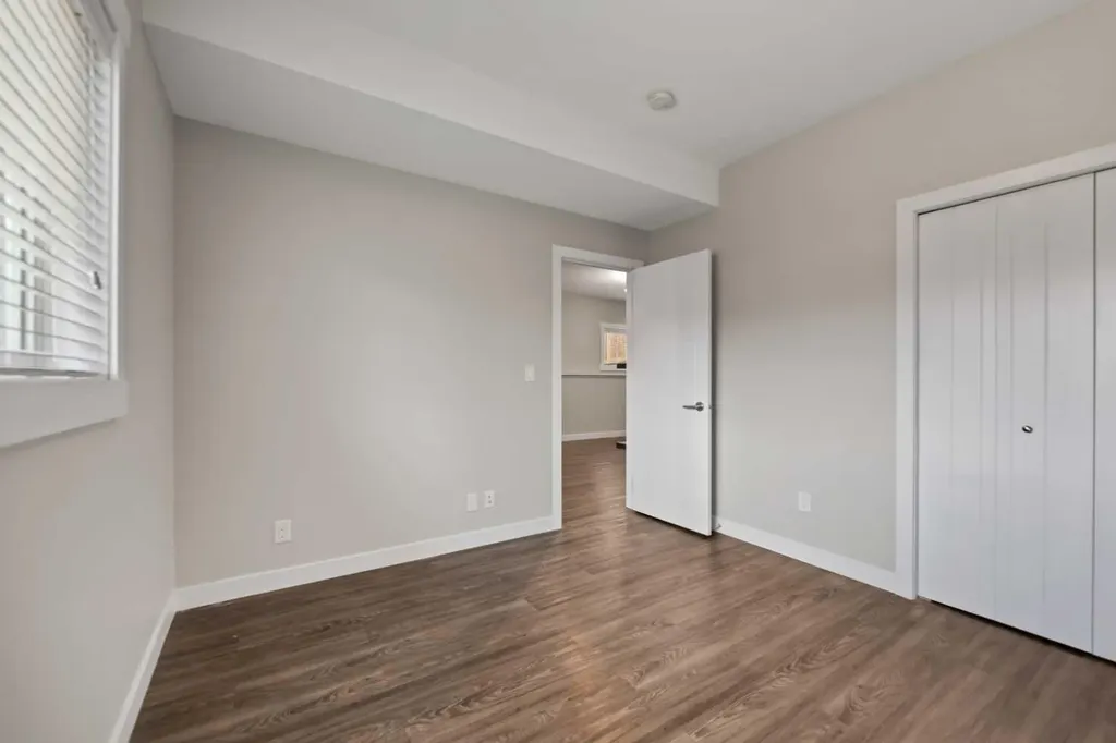 46 Village Crescent Red Deer AB T4R 0P3