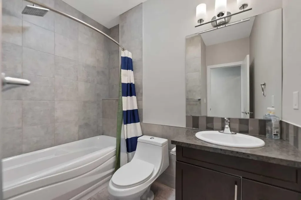 46 Village Crescent Red Deer AB T4R 0P3
