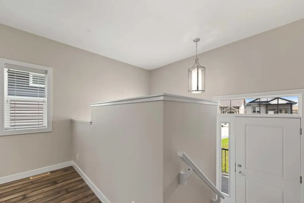 46 Village Crescent Red Deer AB T4R 0P3
