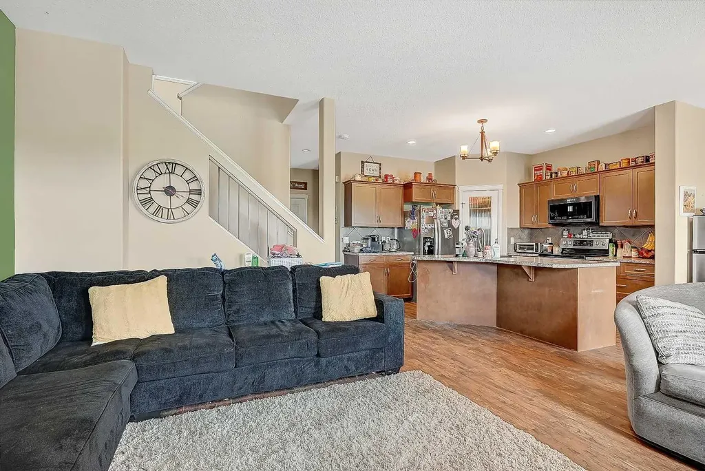 8821 88 Street Grande Prairie AB T8X0G9
