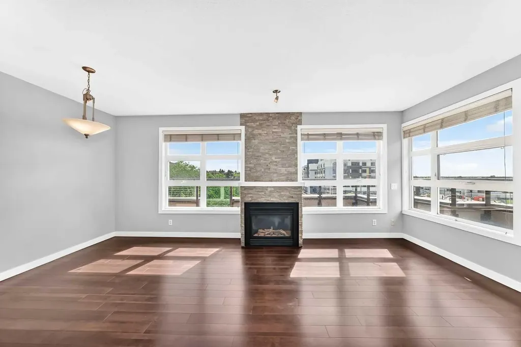 1010 Centre Avenue NE Calgary AB T2E 4M6