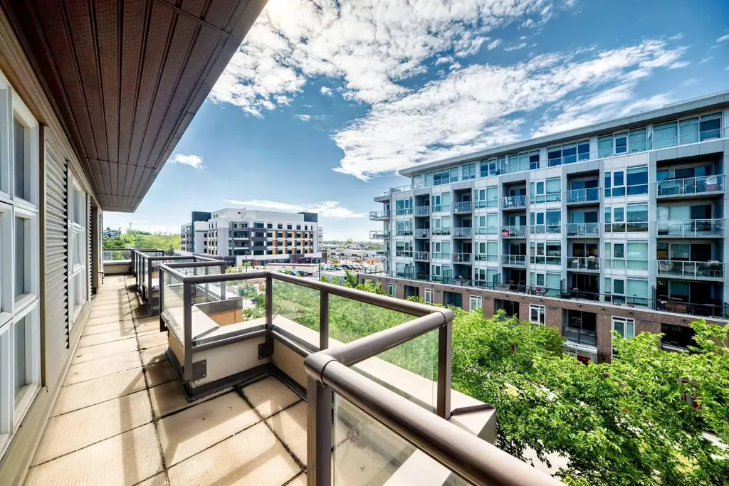 1010 Centre Avenue NE Calgary AB T2E 4M6