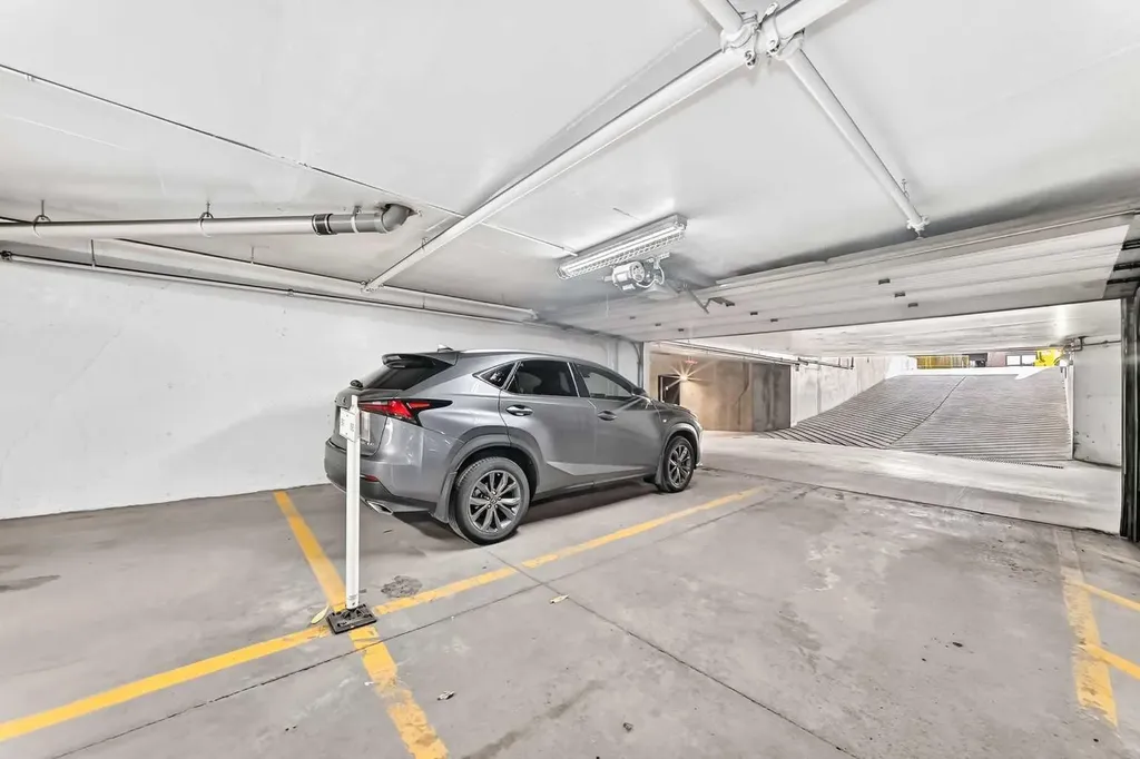 1010 Centre Avenue NE Calgary AB T2E 4M6
