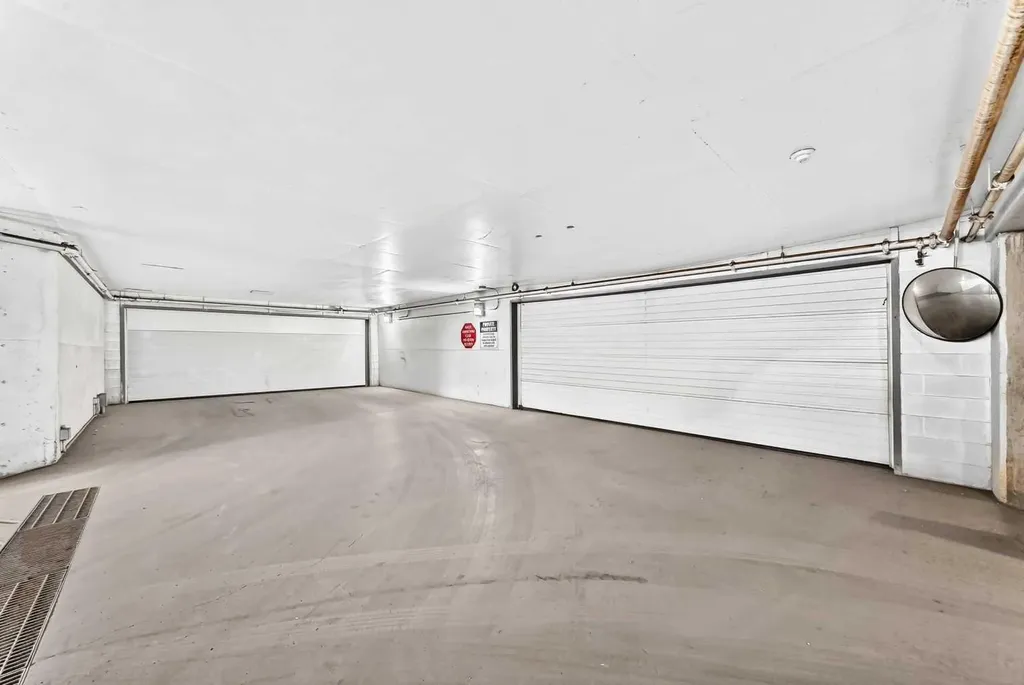 1010 Centre Avenue NE Calgary AB T2E 4M6