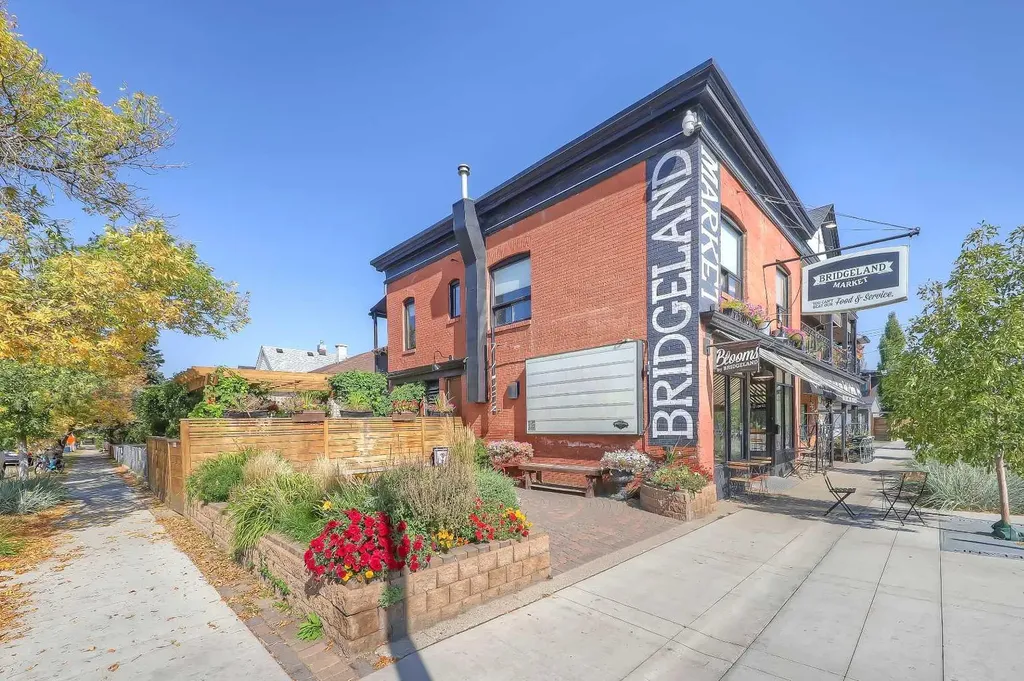 1010 Centre Avenue NE Calgary AB T2E 4M6