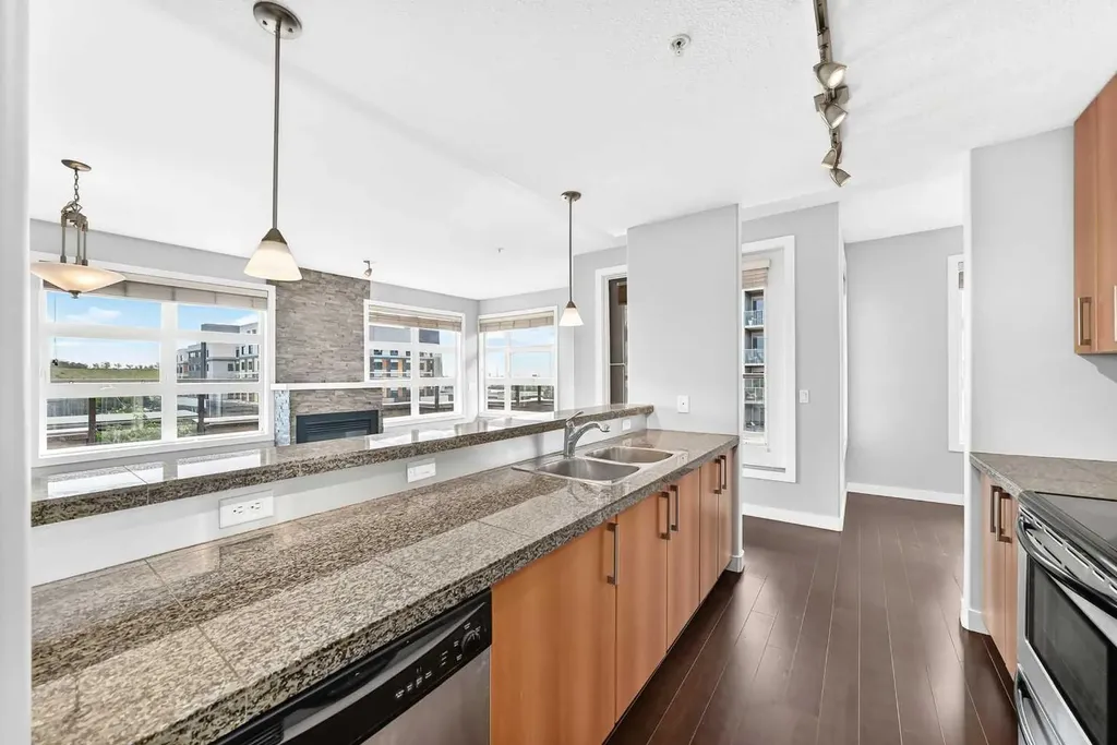 1010 Centre Avenue NE Calgary AB T2E 4M6