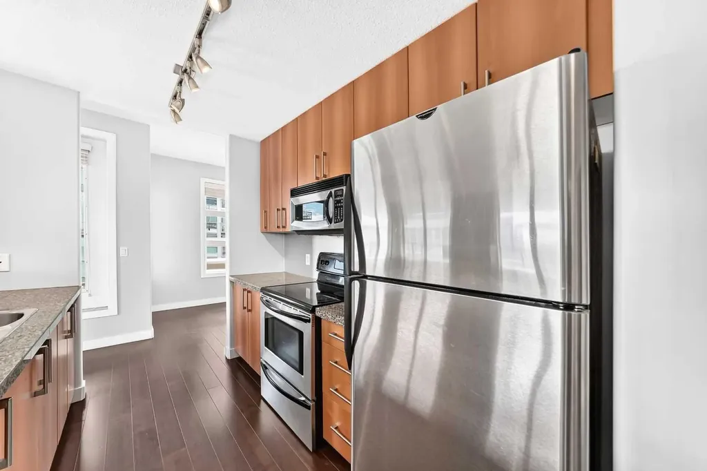 1010 Centre Avenue NE Calgary AB T2E 4M6