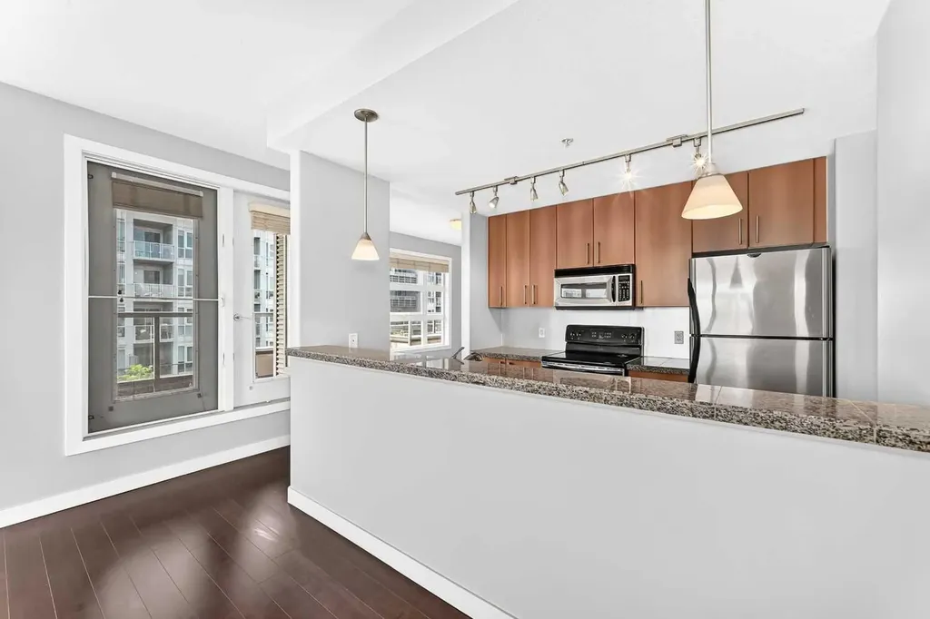 1010 Centre Avenue NE Calgary AB T2E 4M6
