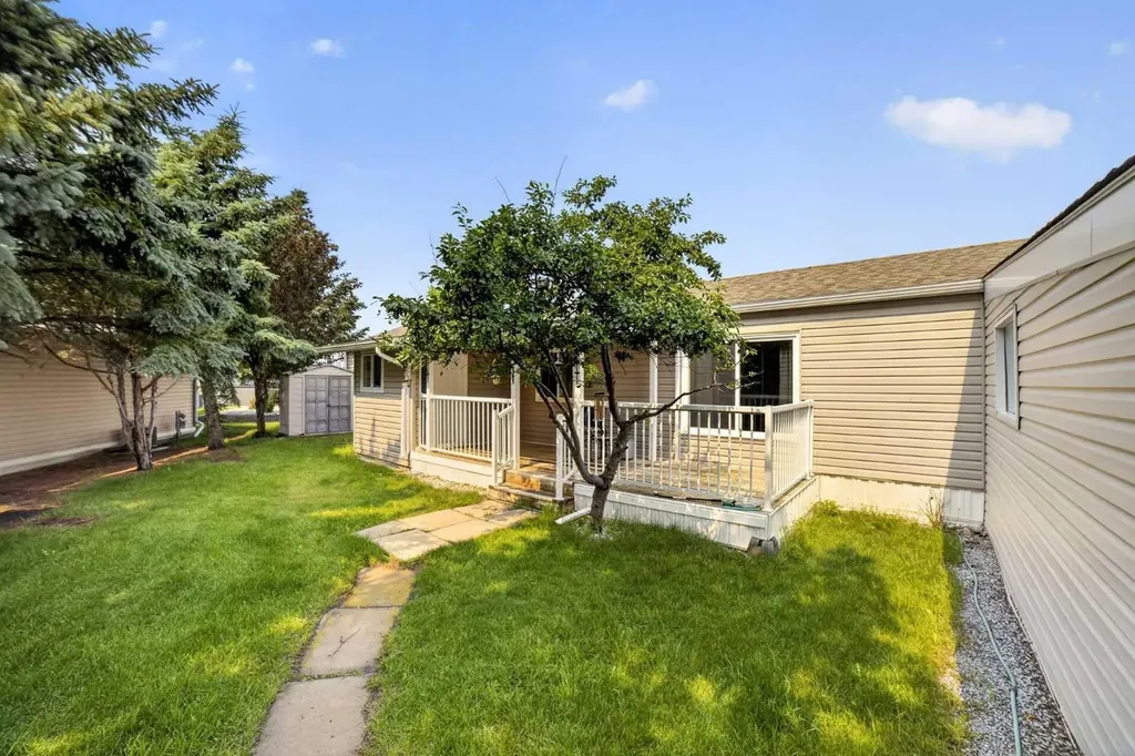 3240 29 Street S Lethbridge AB T1K 7J9