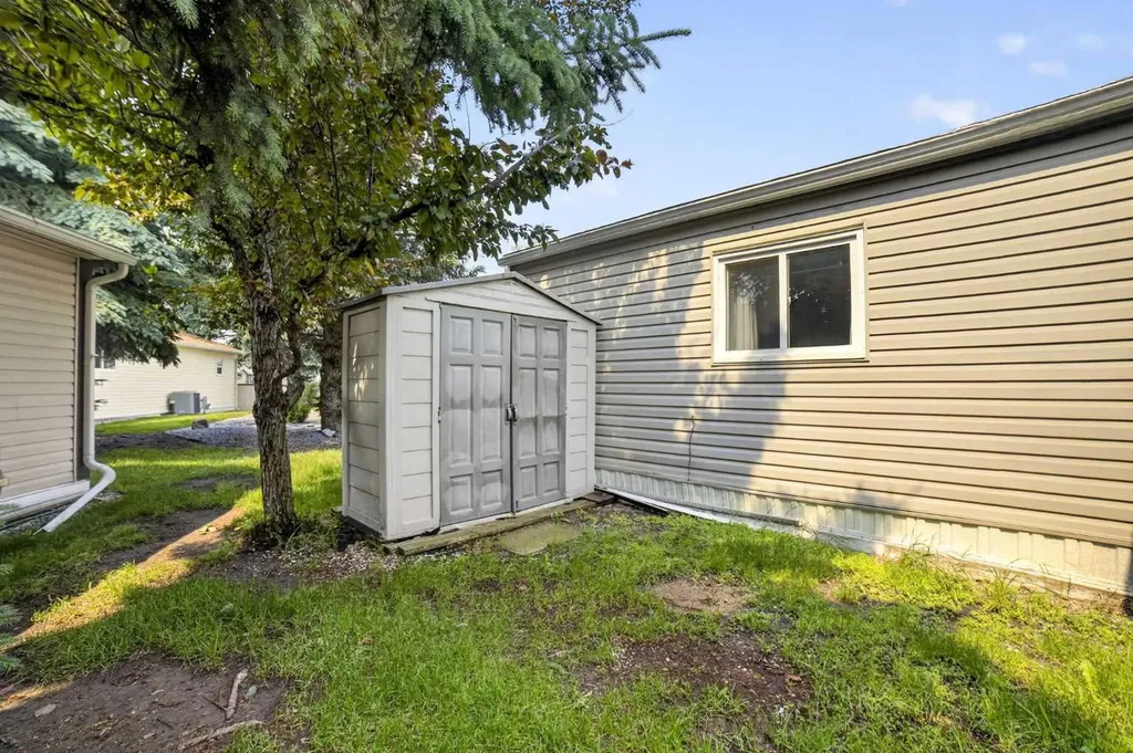 3240 29 Street S Lethbridge AB T1K 7J9