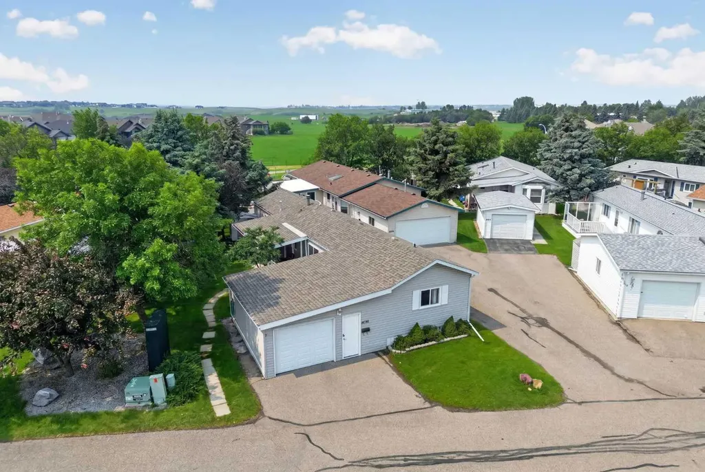 3240 29 Street S Lethbridge AB T1K 7J9