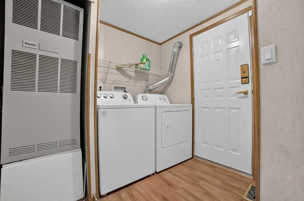 3240 29 Street S Lethbridge AB T1K 7J9