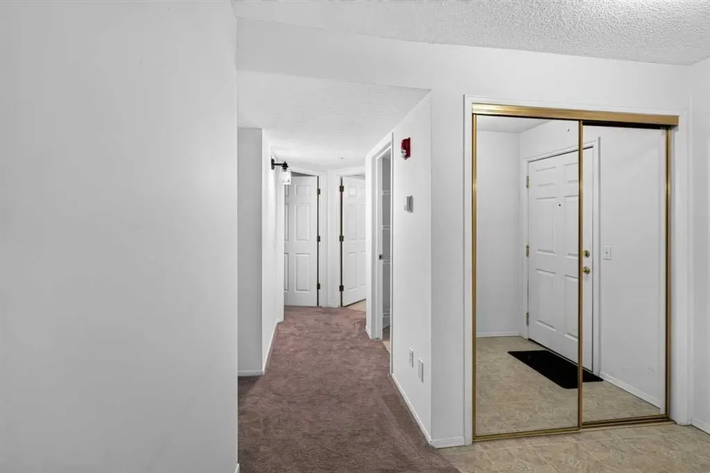 3000 Sienna Park Green SW Calgary AB T3H 3N7