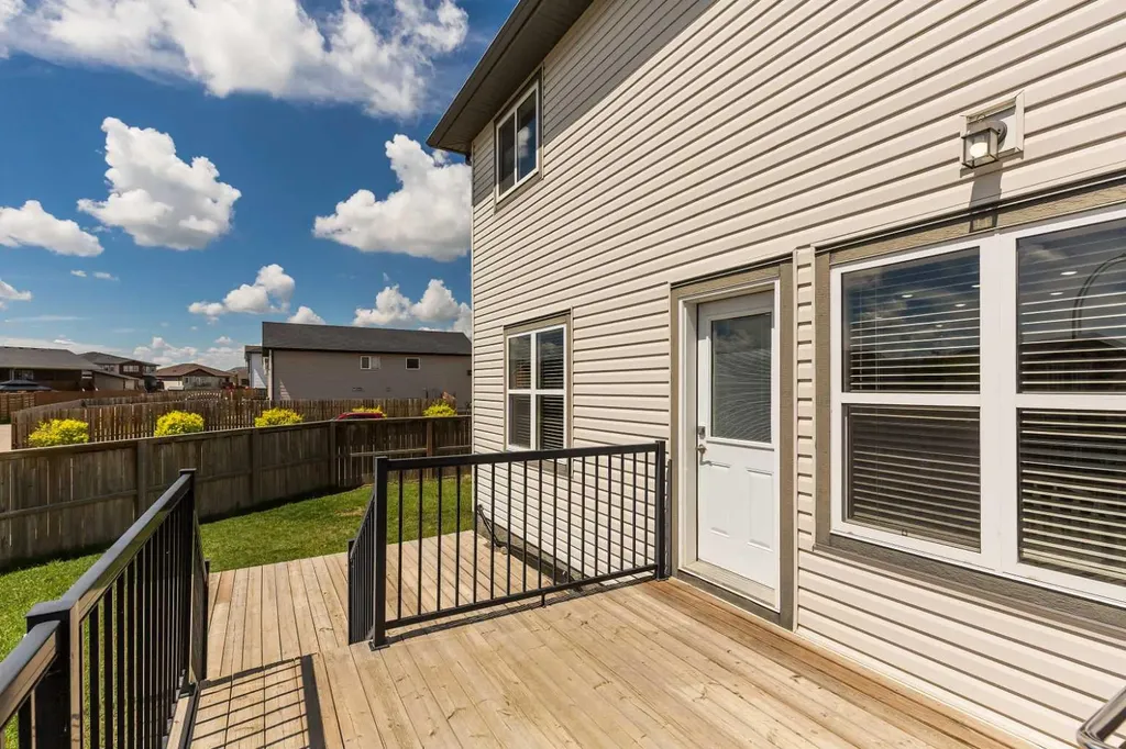 302 Sundance Drive Coalhurst AB T0L 0V0
