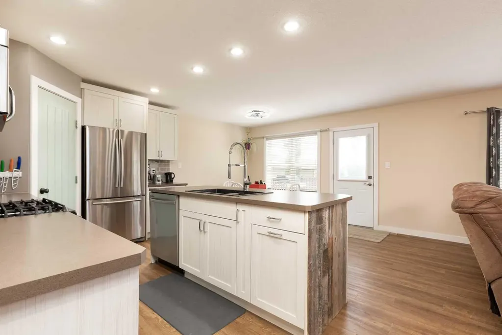 302 Sundance Drive Coalhurst AB T0L 0V0