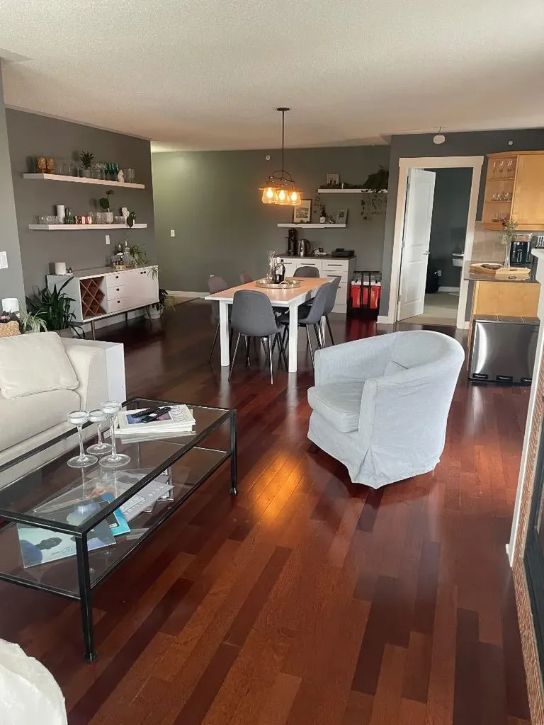 2233 34 Avenue SW Calgary AB T2T 6N2