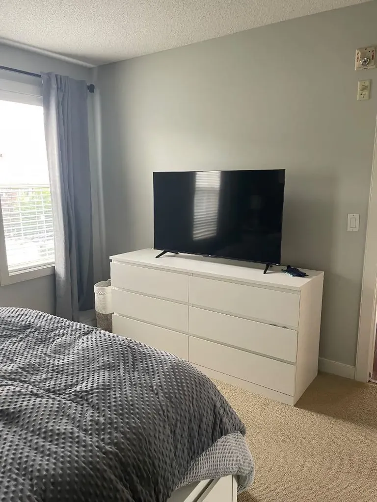 2233 34 Avenue SW Calgary AB T2T 6N2