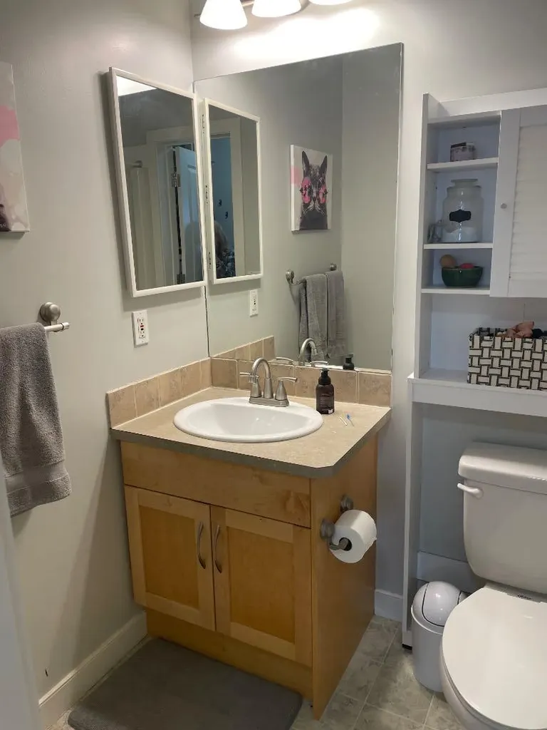 2233 34 Avenue SW Calgary AB T2T 6N2