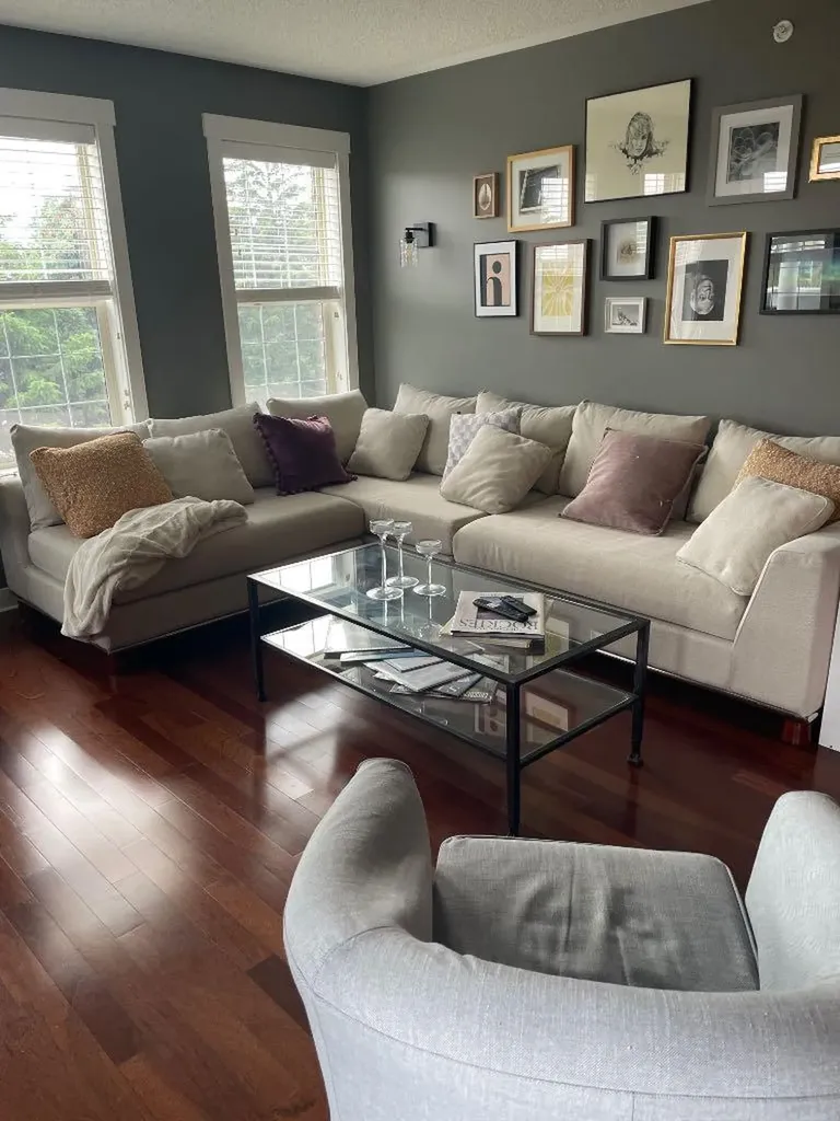 2233 34 Avenue SW Calgary AB T2T 6N2